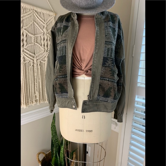 Mystree Jacket - Picture 1 of 1